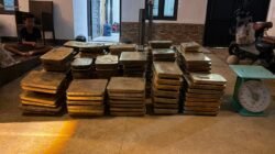 Operasi Gabungan Bongkar Gudang Timah Ilegal di Pangkalpinang, 160 Balok Timah Bernilai Rp1,7 Miliar Disita